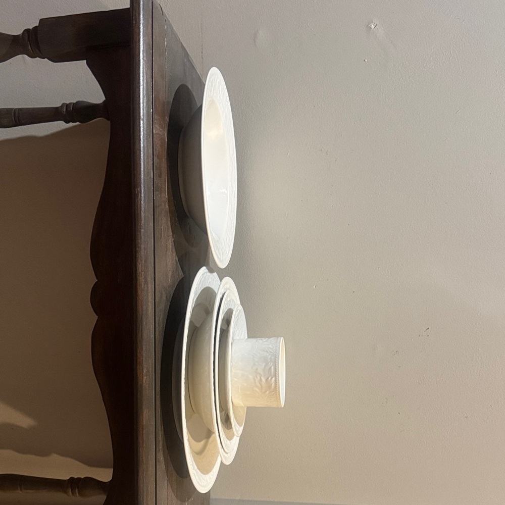 Sango Garland White Embossed Porcelain Dinnerware Set 40 + pieces retired